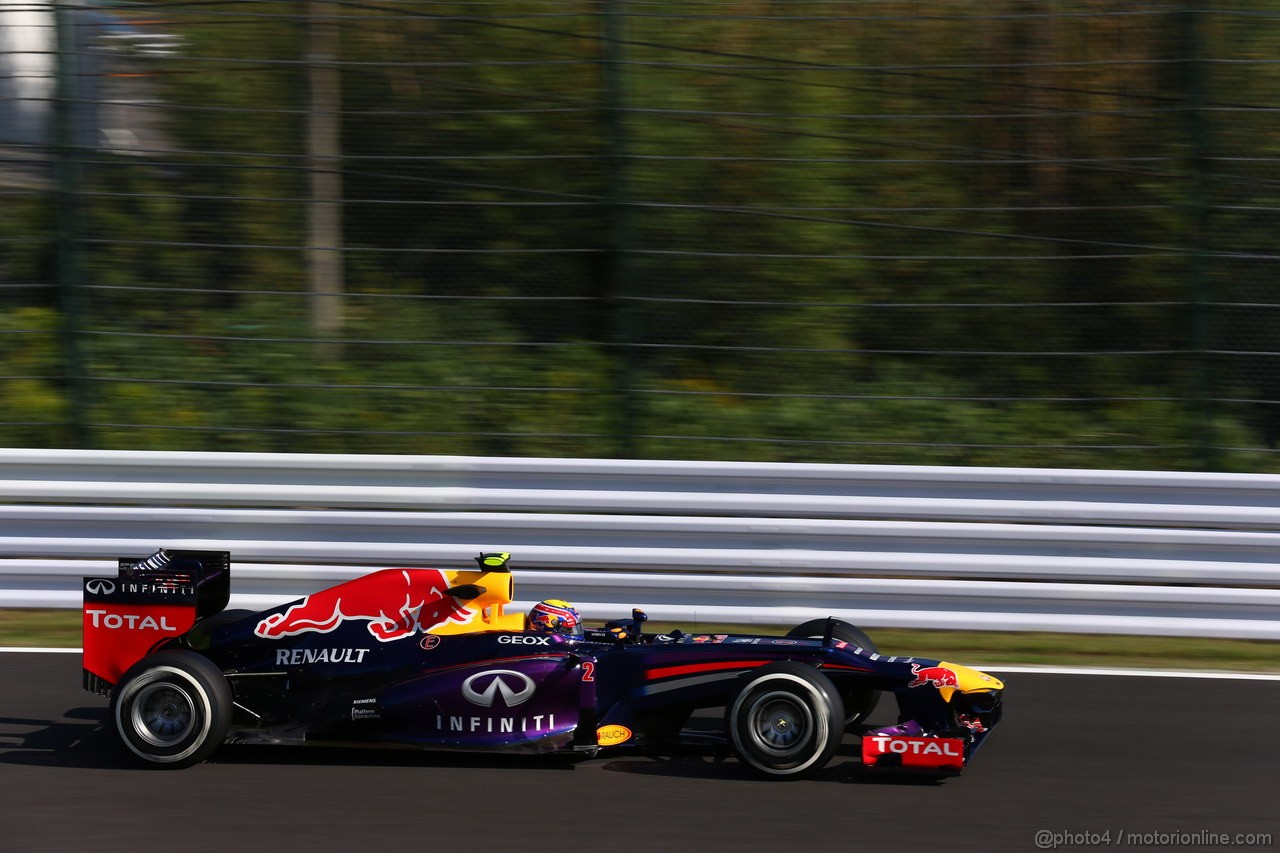 GP GIAPPONE, 11.10.2013- Prove Libere 2, Mark Webber (AUS) Red Bull Racing RB9 