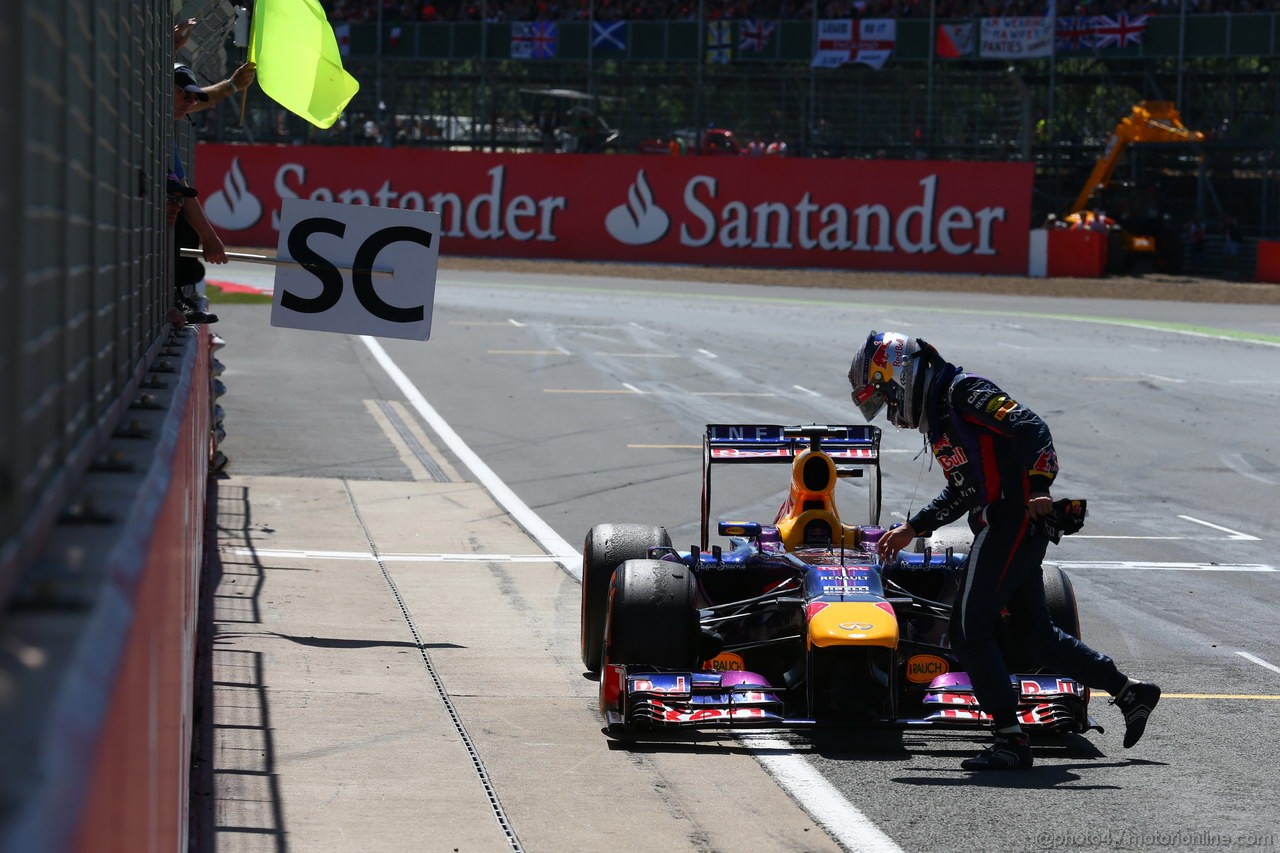 GP GRAN BRETAGNA, 30.06.2013- Gara, Sebastian Vettel (GER) Red Bull Racing RB9 retired from the race