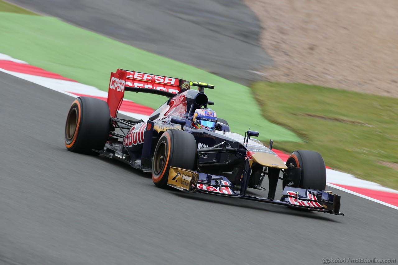 GP GRAN BRETAGNA, 28.06.2013- Free Pratice 2, Daniel Ricciardo (AUS) Scuderia Toro Rosso STR8