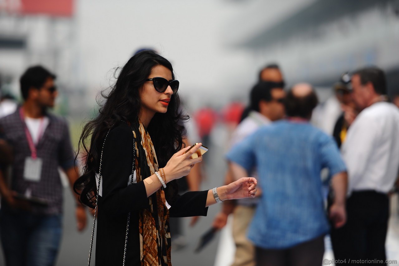 GP INDIA, 27.10.2013- Atmosphere