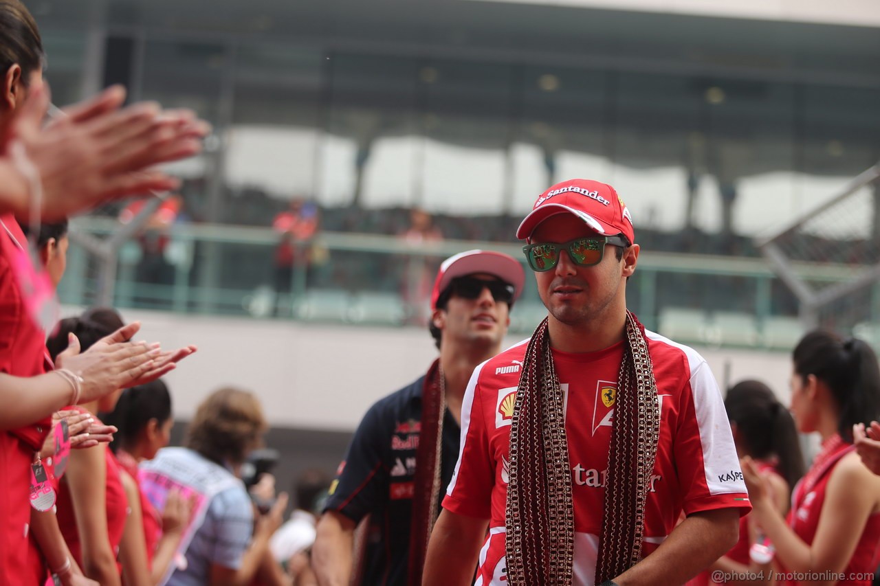 GP INDIA, 27.10.2013- Drivers parade: Felipe Massa (BRA) Ferrari F138 