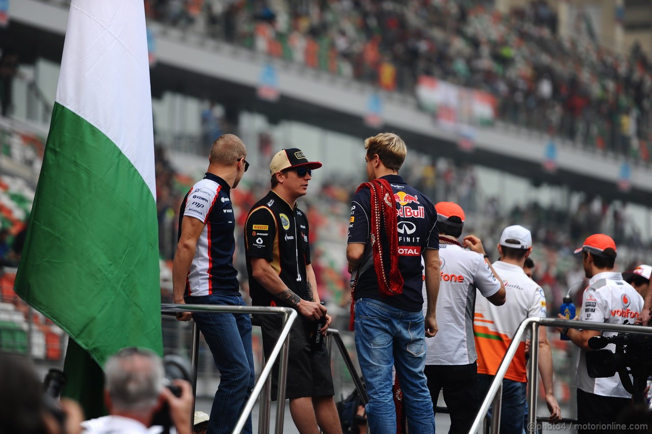 GP INDIA, 27.10.2013- Drivers parade: Sebastian Vettel (GER) Red Bull Racing RB9 