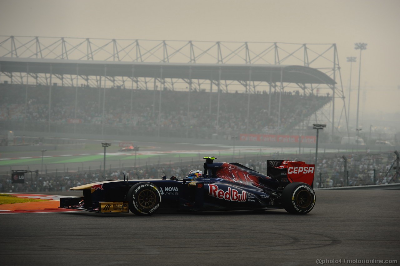 GP INDIA, 27.10.2013- Gara: Daniel Ricciardo (AUS) Scuderia Toro Rosso STR8 