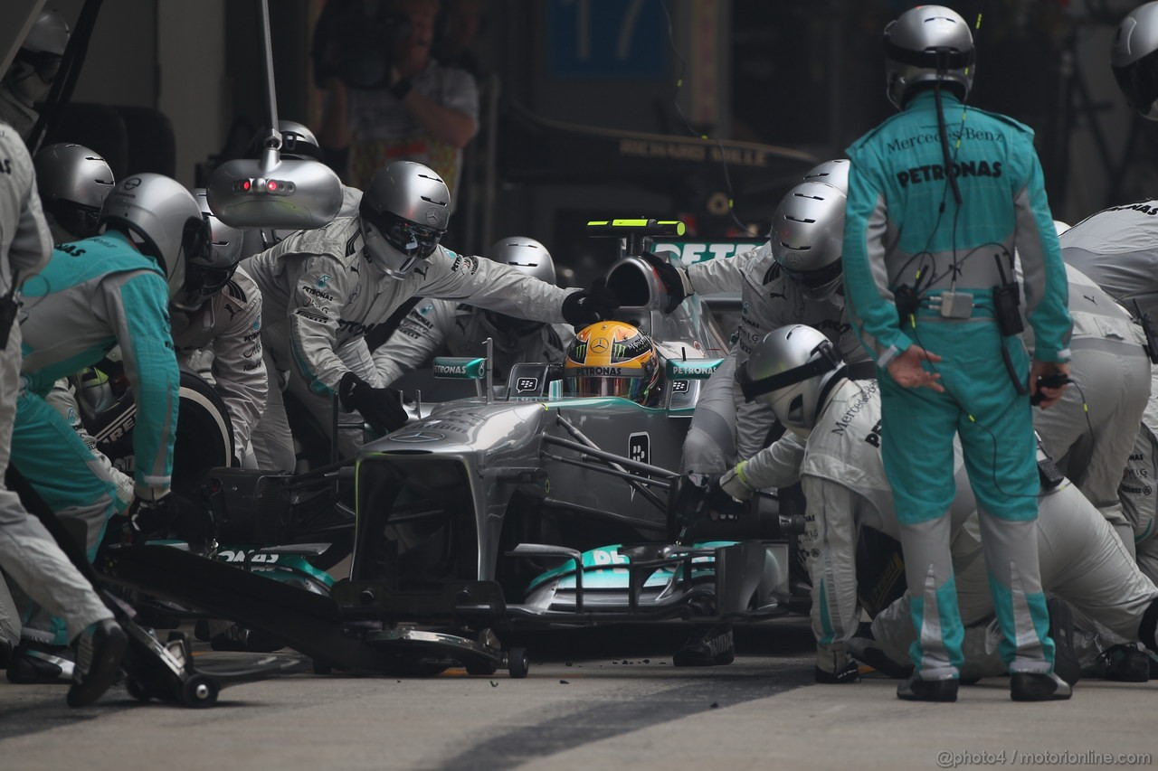 GP INDIA, 27.10.2013- Gara: Lewis Hamilton (GBR) Mercedes AMG F1 W04 