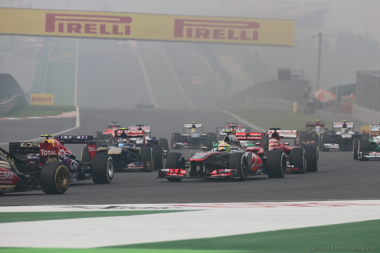 GP INDIA, 27.10.2013- Gara: Sergio Perez (MEX) McLaren MP4-28 