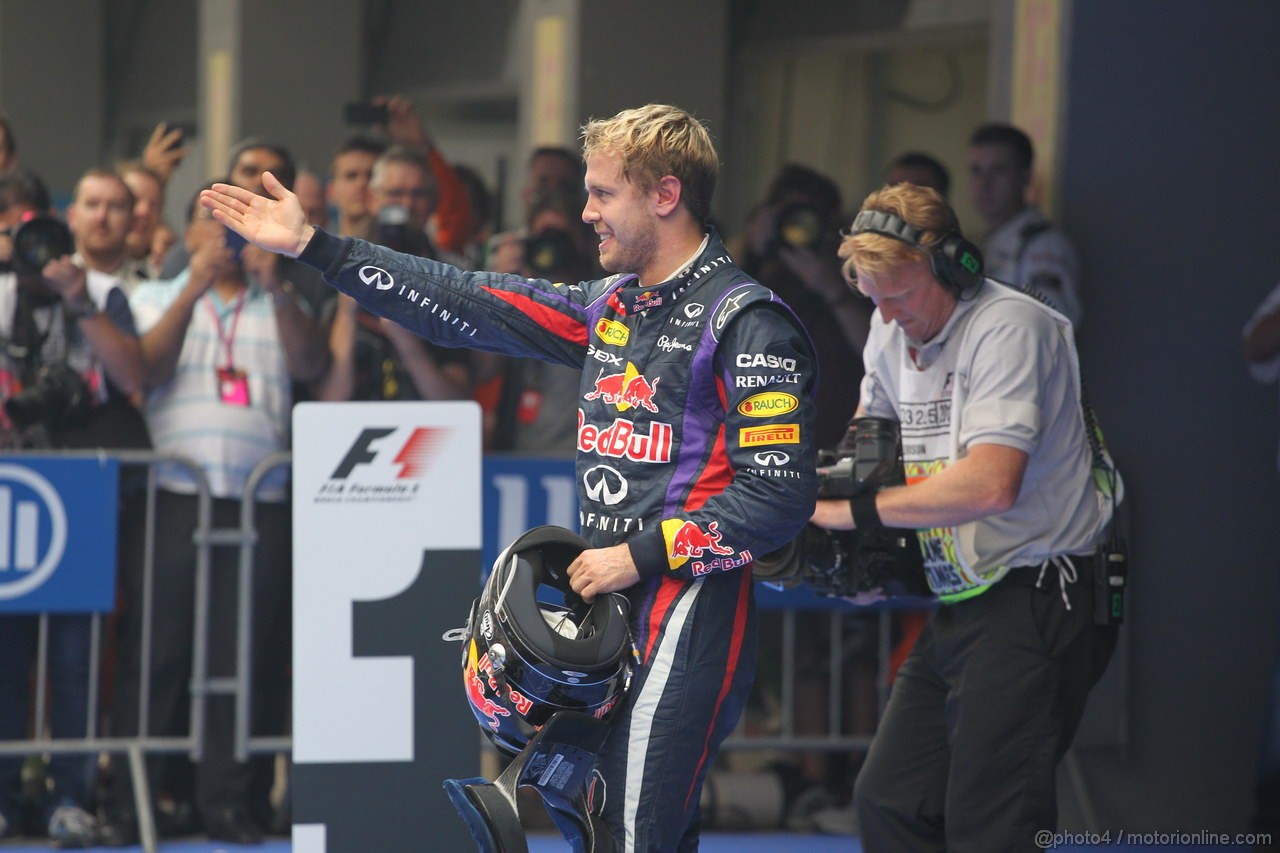 GP INDIA, 27.10.2013- Gara: Sebastian Vettel (GER) Red Bull Racing RB9 