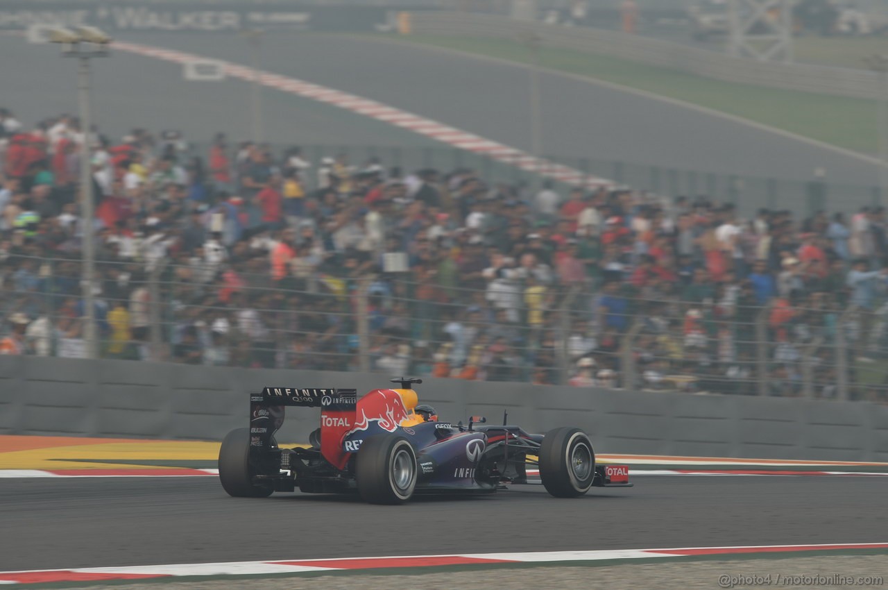 GP INDIA, 27.10.2013- Gara: Sebastian Vettel (GER) Red Bull Racing RB9 