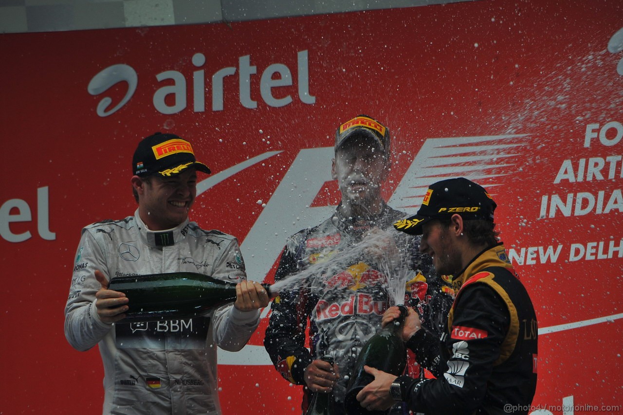 GP INDIA, 27.10.2013- Podium: Sebastian Vettel (GER) Red Bull Racing RB9 (vincitore), Nico Rosberg (GER) Mercedes AMG F1 W04 (secondo) e Romain Grosjean (FRA) Lotus F1 Team E21 (terzo) 