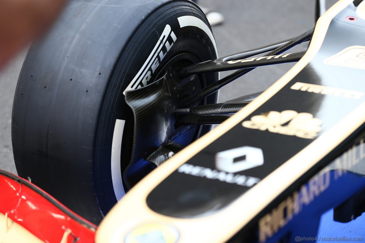 GP INDIA, 24.10.2013- Lotus F1 E21 tech details 