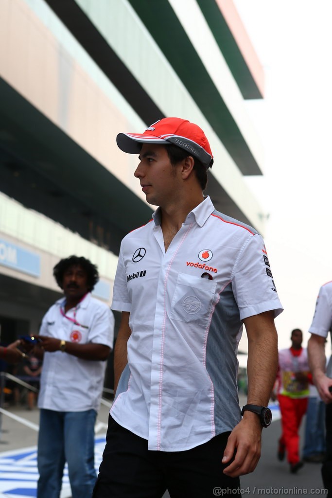 GP INDIA, 24.10.2013- Sergio Perez (MEX) McLaren MP4-28 