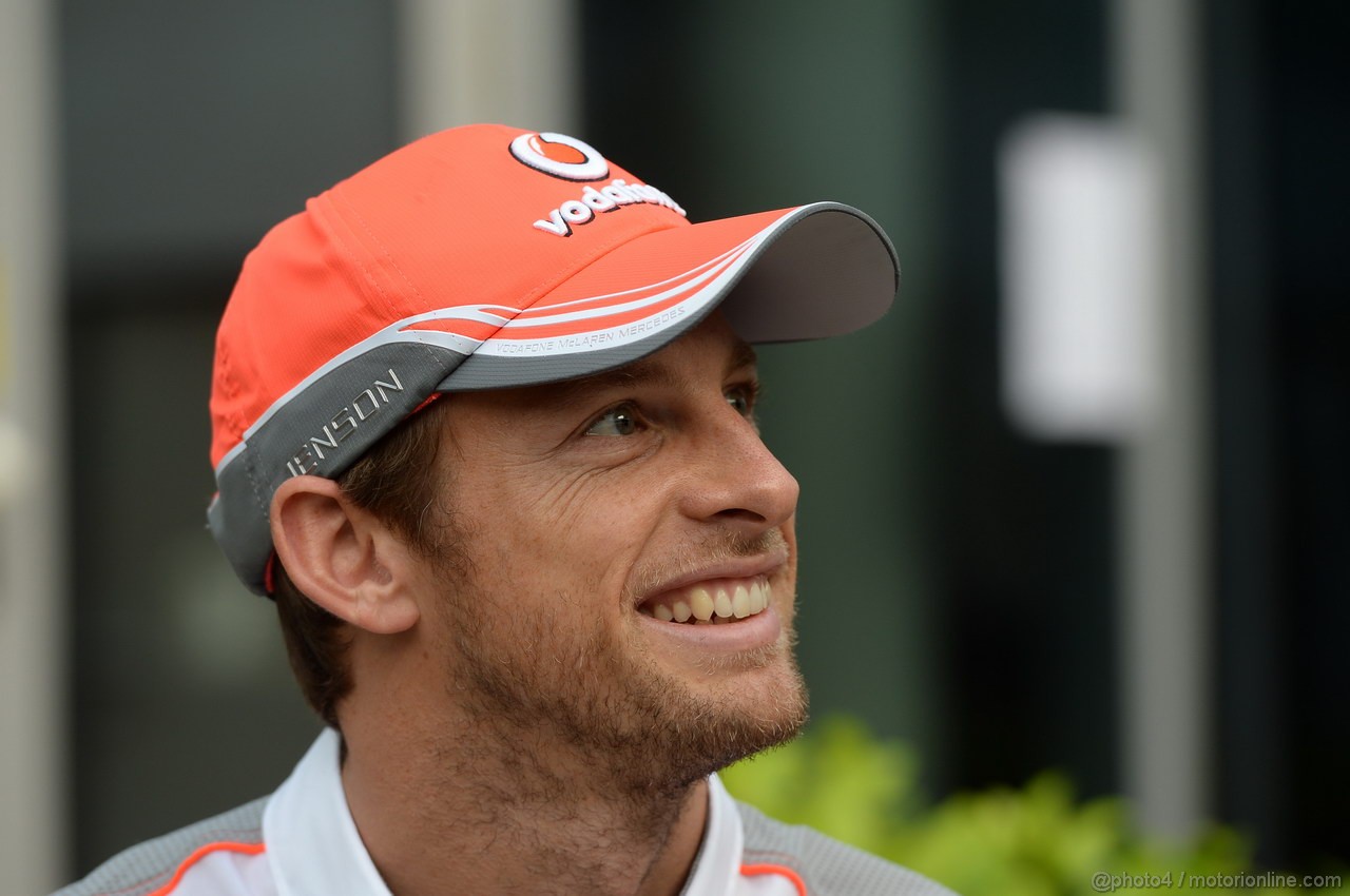 GP INDIA, 24.10.2013- Jenson Button (GBR) McLaren Mercedes MP4-28 