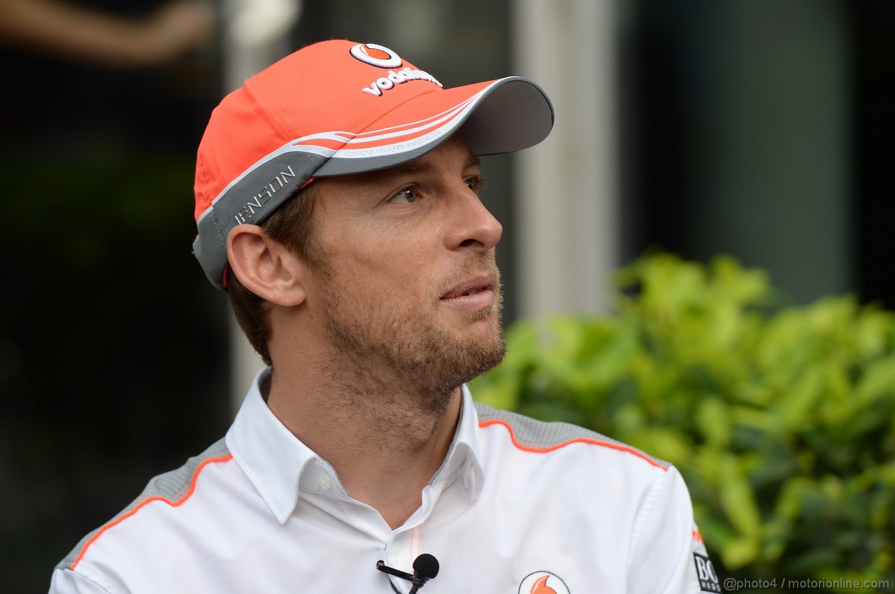 GP INDIA, 24.10.2013- Jenson Button (GBR) McLaren Mercedes MP4-28 