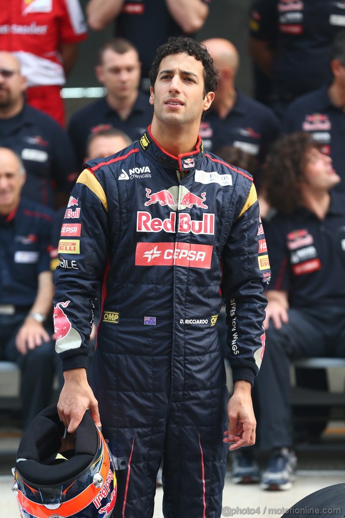 GP INDIA, 26.10.2013- Daniel Ricciardo (AUS) Scuderia Toro Rosso STR8 