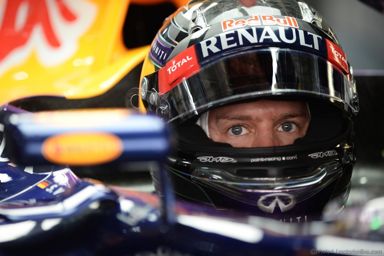 GP INDIA, 26.10.2013- Free practice 3: Sebastian Vettel (GER) Red Bull Racing RB9 