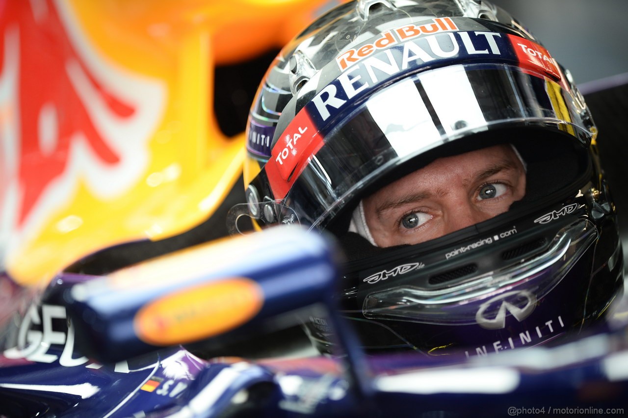 GP INDIA, 26.10.2013- Free practice 3: Sebastian Vettel (GER) Red Bull Racing RB9 