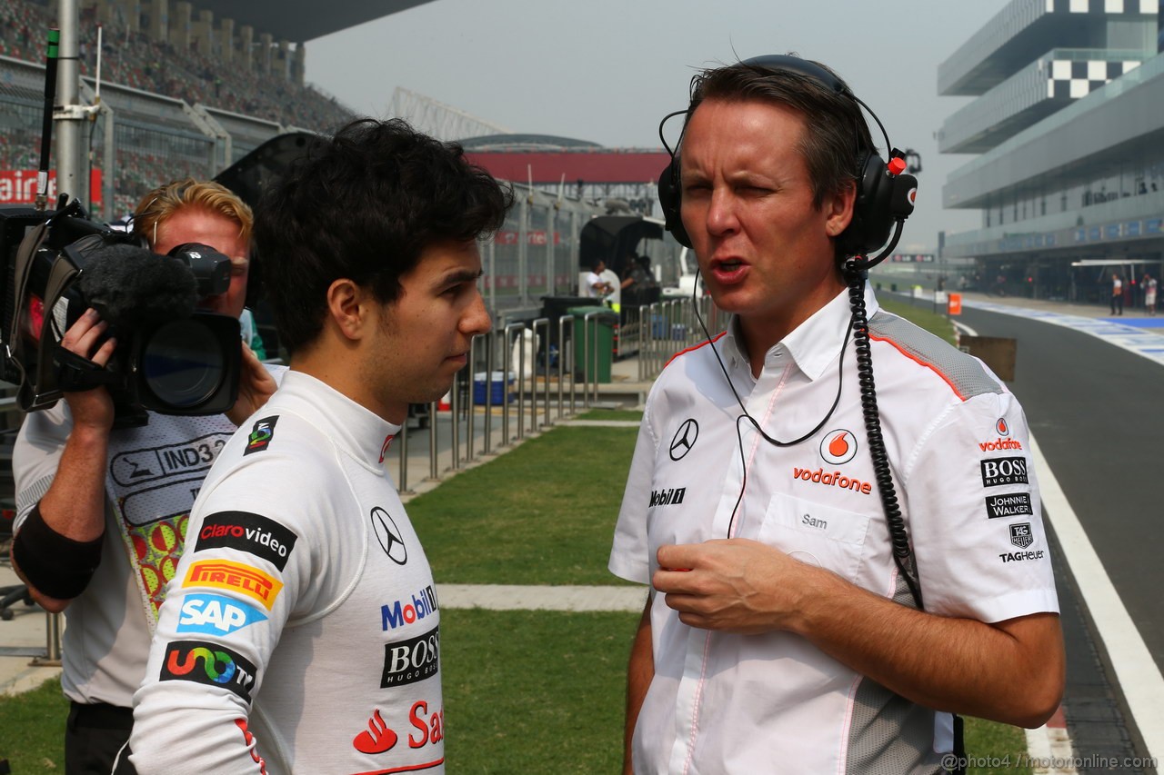 GP INDIA, 26.10.2013- Free practice 3: Sergio Perez (MEX) McLaren MP4-28 