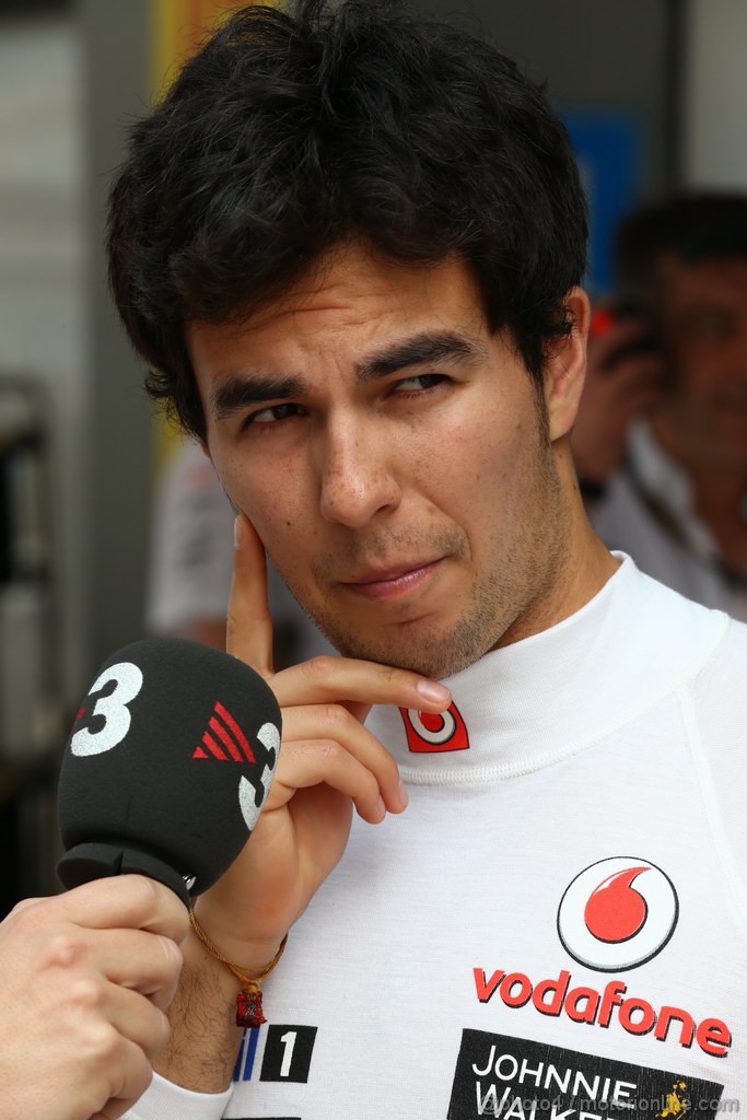 GP INDIA, 26.10.2013- Free practice 3: Sergio Perez (MEX) McLaren MP4-28 