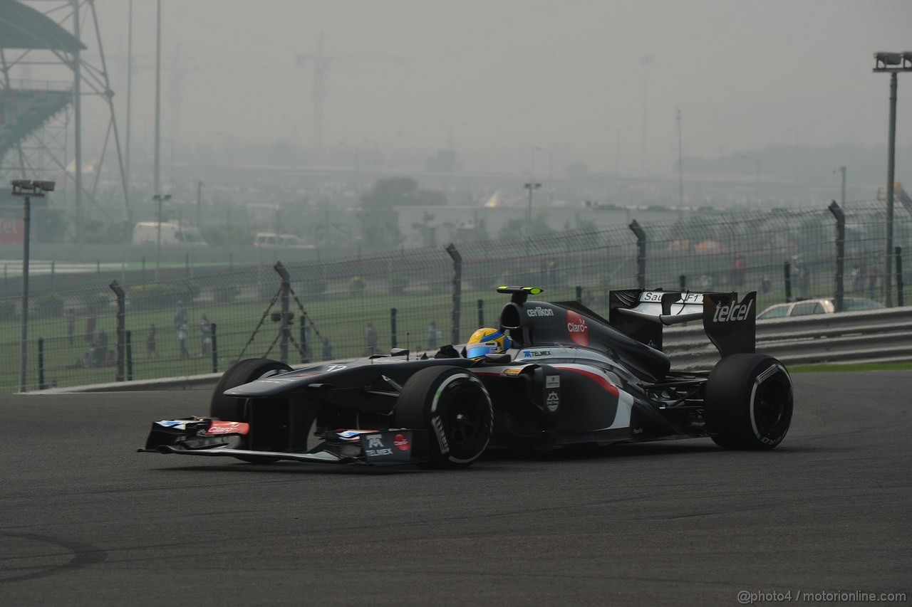 GP INDIA, 26.10.2013- Free practice 3: Esteban Gutierrez (MEX), Sauber F1 Team C32 