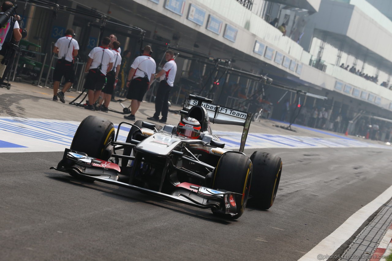 GP INDIA, 26.10.2013- Free practice 3: Nico Hulkenberg (GER) Sauber F1 Team C32 
