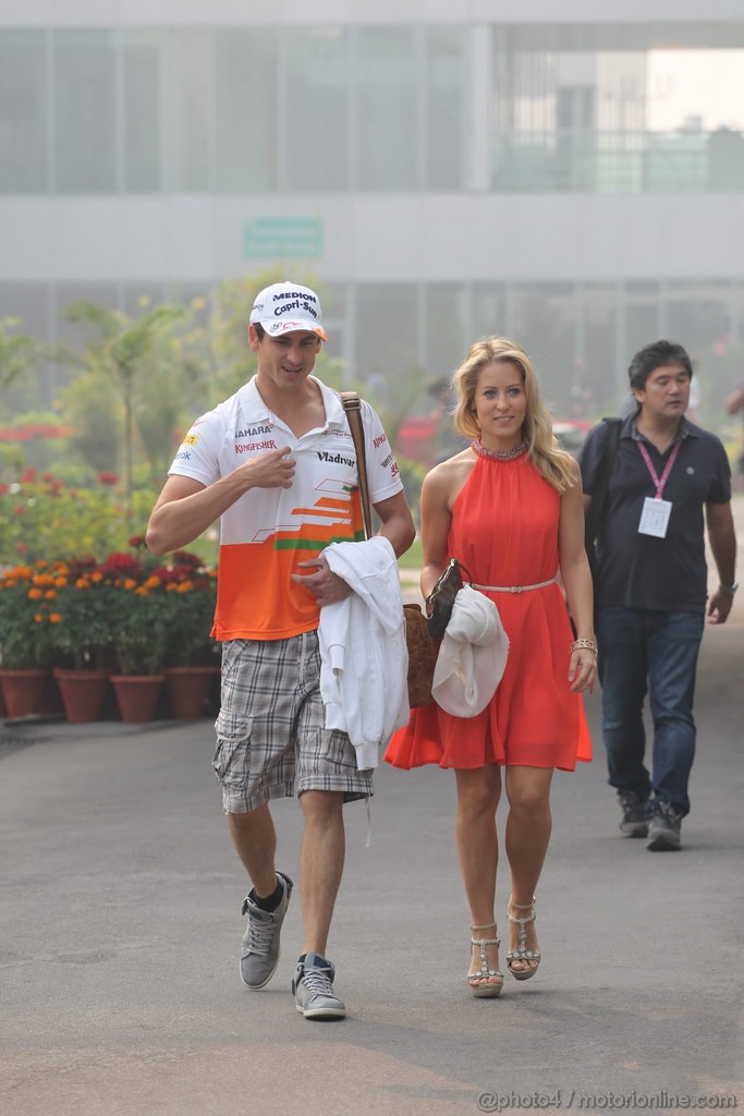 GP INDIA, 26.10.2013- Free practice 3: Adrian Sutil (GER), Sahara Force India F1 Team VJM06 e Domenica