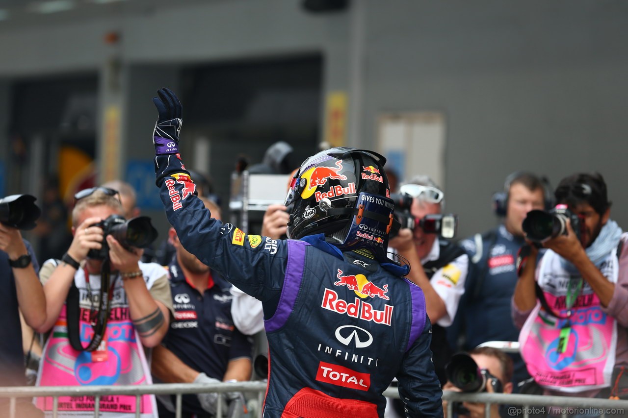 GP INDIA, 26.10.2013- Qualifiche: Sebastian Vettel (GER) Red Bull Racing RB9 (pole position)