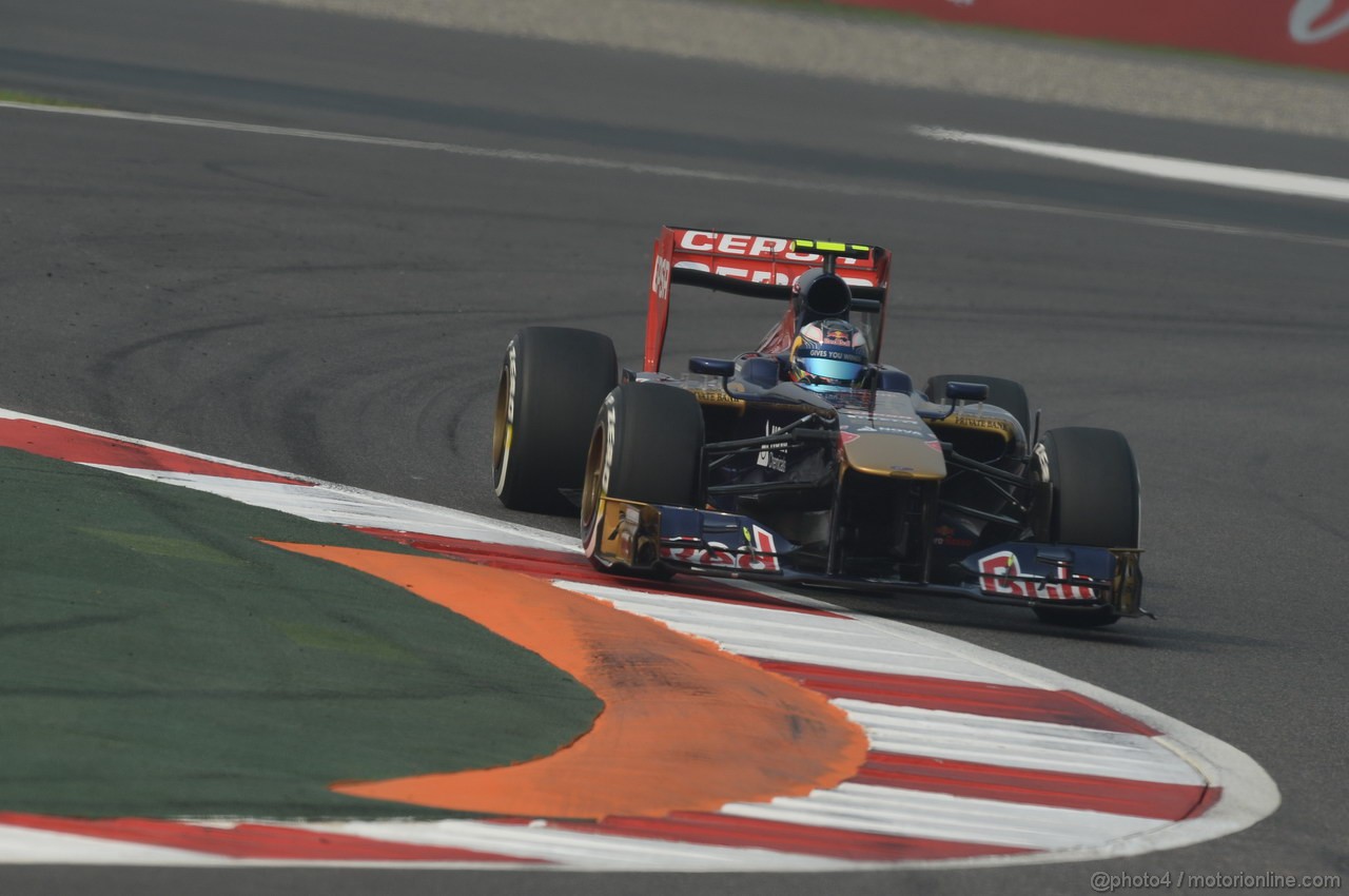 GP INDIA, 26.10.2013- Qualifiche: Daniel Ricciardo (AUS) Scuderia Toro Rosso STR8 