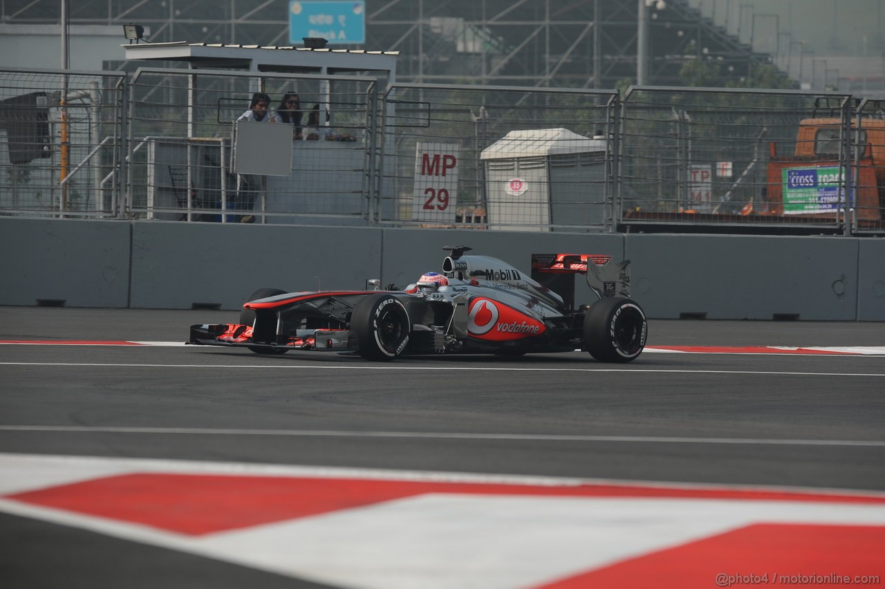 GP INDIA, 25.10.2013- Prove Libere 1: Jenson Button (GBR) McLaren Mercedes MP4-28 