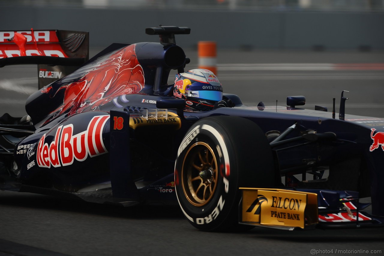 GP INDIA, 25.10.2013- Prove Libere 1: Jean-Eric Vergne (FRA) Scuderia Toro Rosso STR8 
