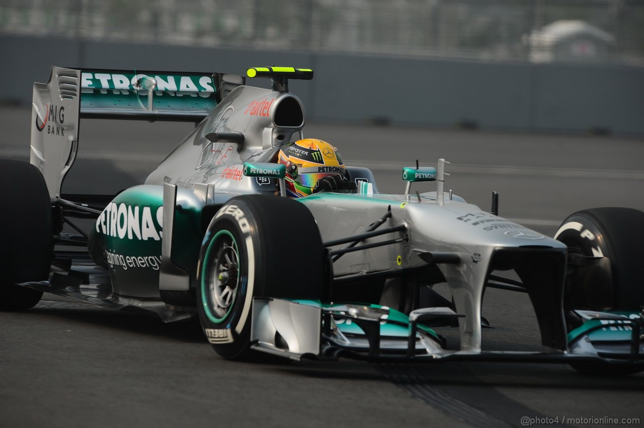 GP INDIA, 25.10.2013- Prove Libere 1: Lewis Hamilton (GBR) Mercedes AMG F1 W04 