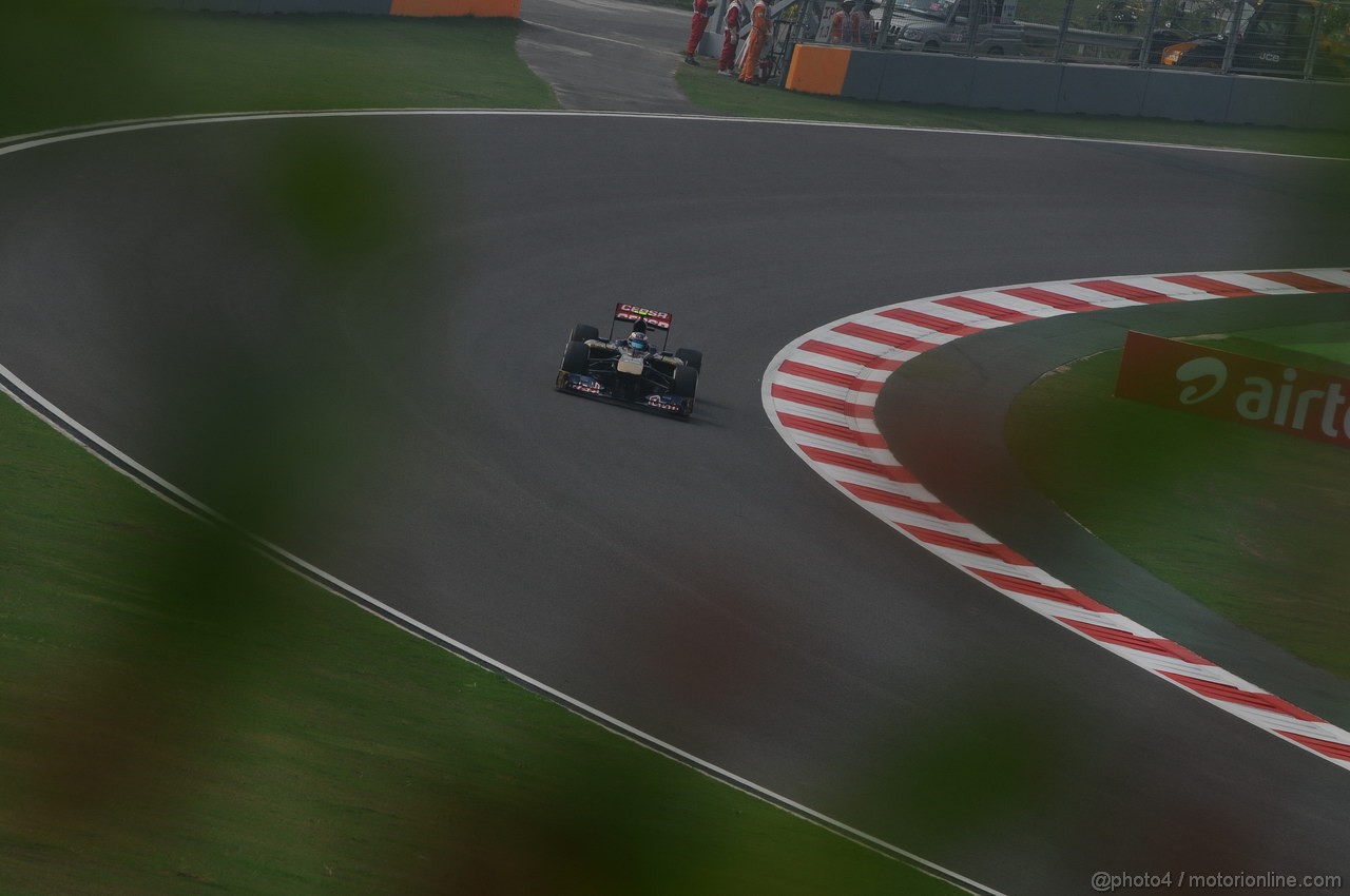 GP INDIA, 25.10.2013- Prove Libere 1: Daniel Ricciardo (AUS) Scuderia Toro Rosso STR8 