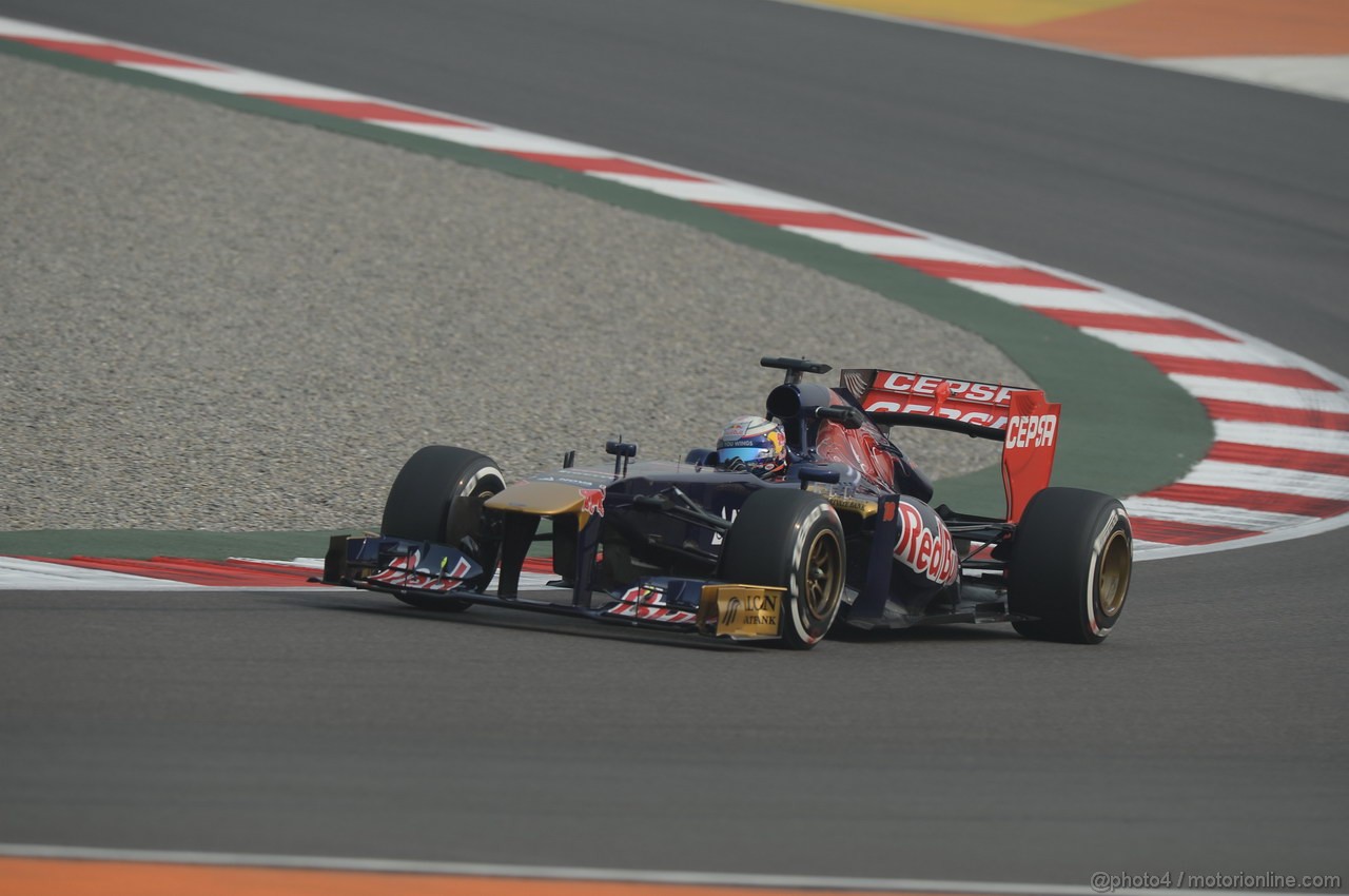 GP INDIA, 25.10.2013- Prove Libere 1: Jean-Eric Vergne (FRA) Scuderia Toro Rosso STR8 