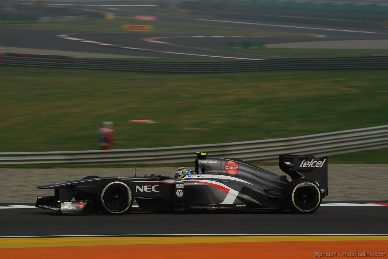 GP INDIA, 25.10.2013- Prove Libere 1: Esteban Gutierrez (MEX), Sauber F1 Team C32 