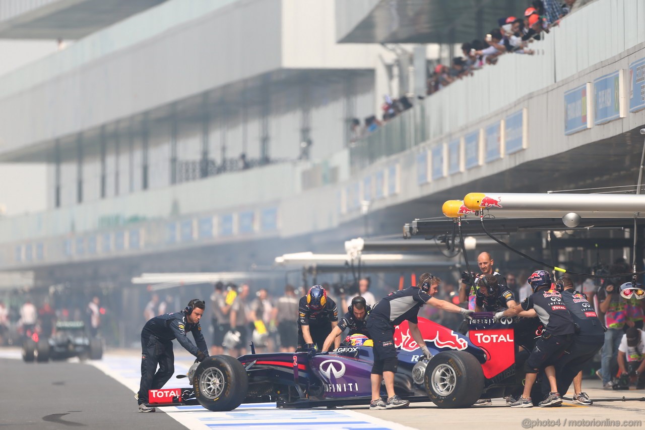 GP INDIA, 25.10.2013- Prove Libere 1: Mark Webber (AUS) Red Bull Racing RB9 