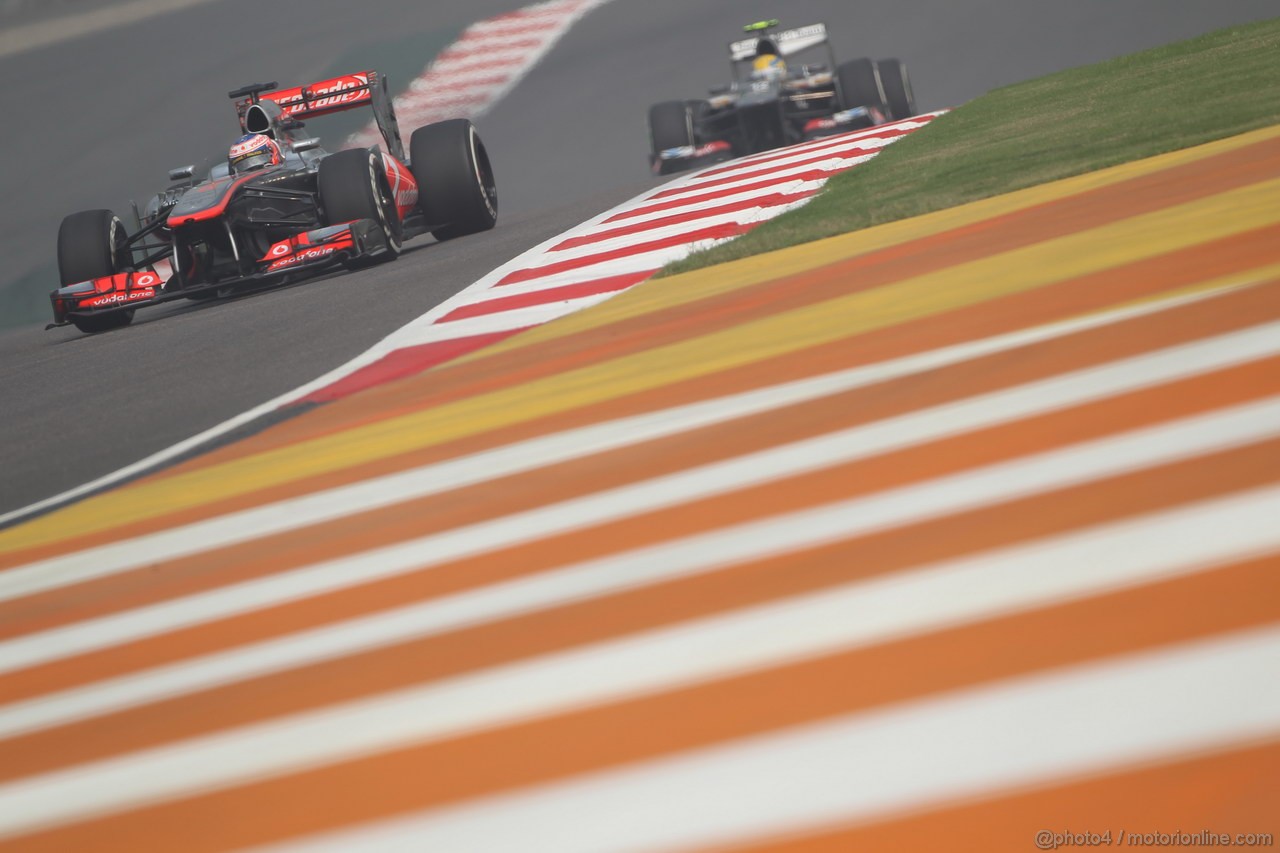 GP INDIA, 25.10.2013- Prove Libere 1: Jenson Button (GBR) McLaren Mercedes MP4-28 