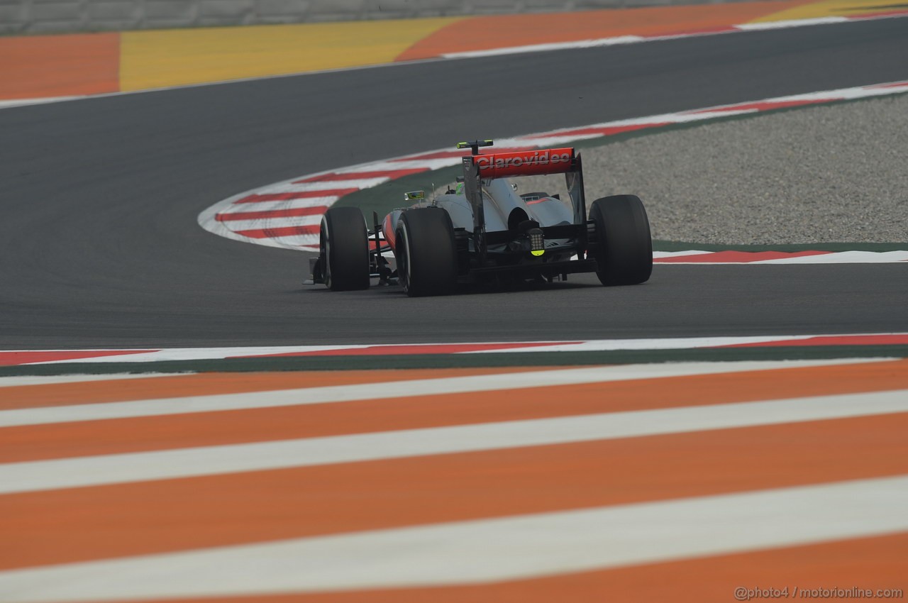 GP INDIA, 25.10.2013- Prove Libere 1: Sergio Perez (MEX) McLaren MP4-28 