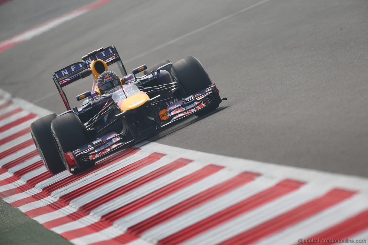 GP INDIA, 25.10.2013- Prove Libere 1: Sebastian Vettel (GER) Red Bull Racing RB9 