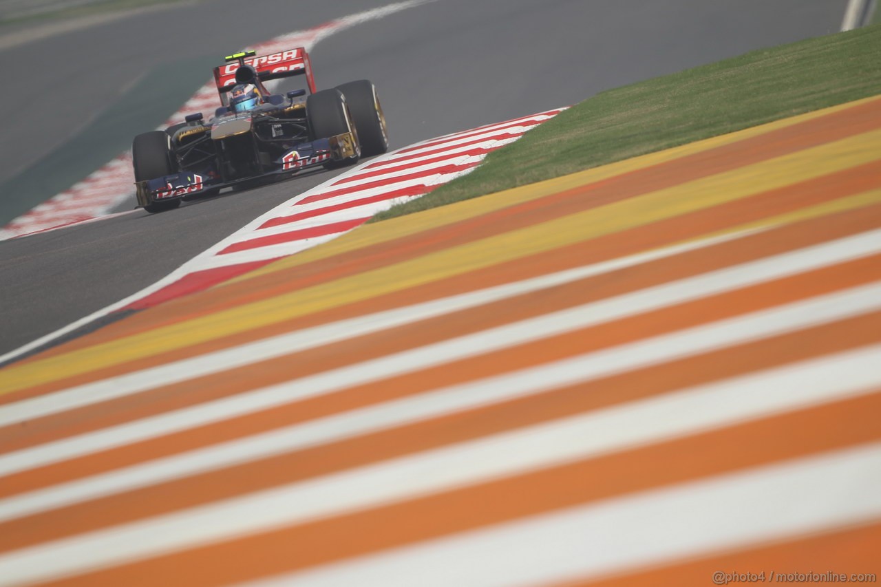 GP INDIA, 25.10.2013- Prove Libere 1: Daniel Ricciardo (AUS) Scuderia Toro Rosso STR8 
