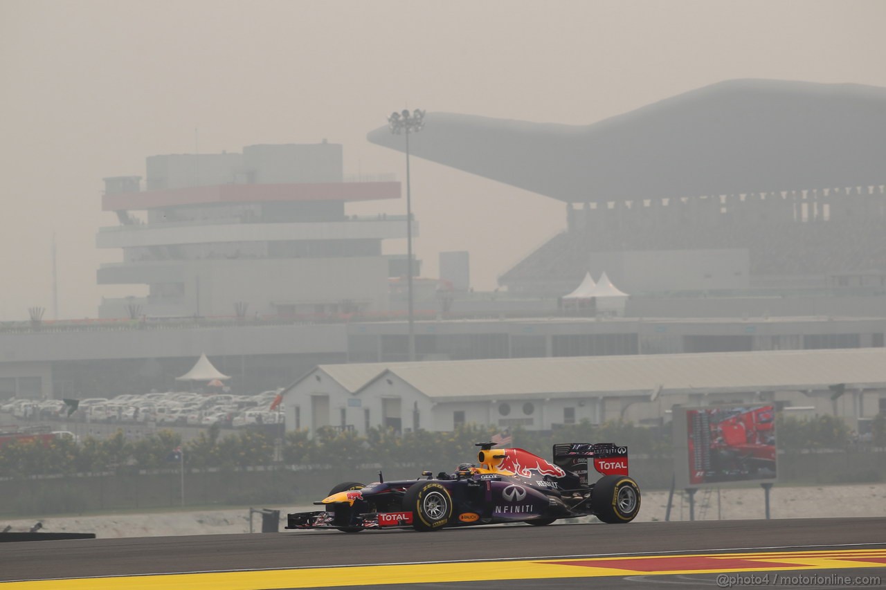 GP INDIA, 25.10.2013- Prove Libere 2: Sebastian Vettel (GER) Red Bull Racing RB9 