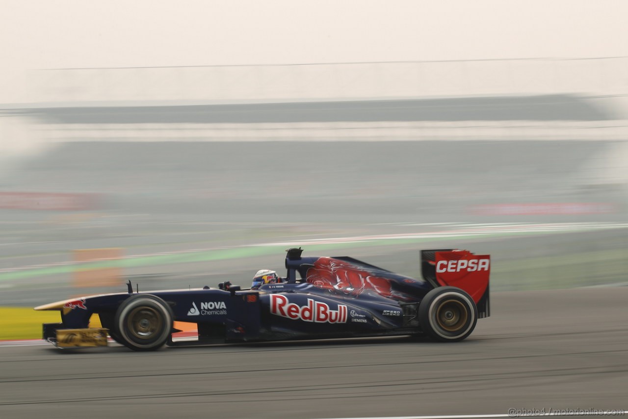 GP INDIA, 25.10.2013- Prove Libere 2: Jean-Eric Vergne (FRA) Scuderia Toro Rosso STR8 