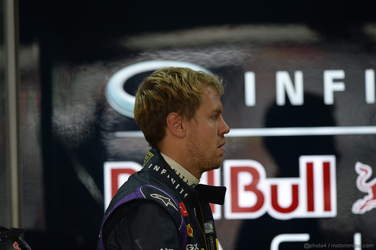 GP INDIA, 25.10.2013- Prove Libere 2: Sebastian Vettel (GER) Red Bull Racing RB9 