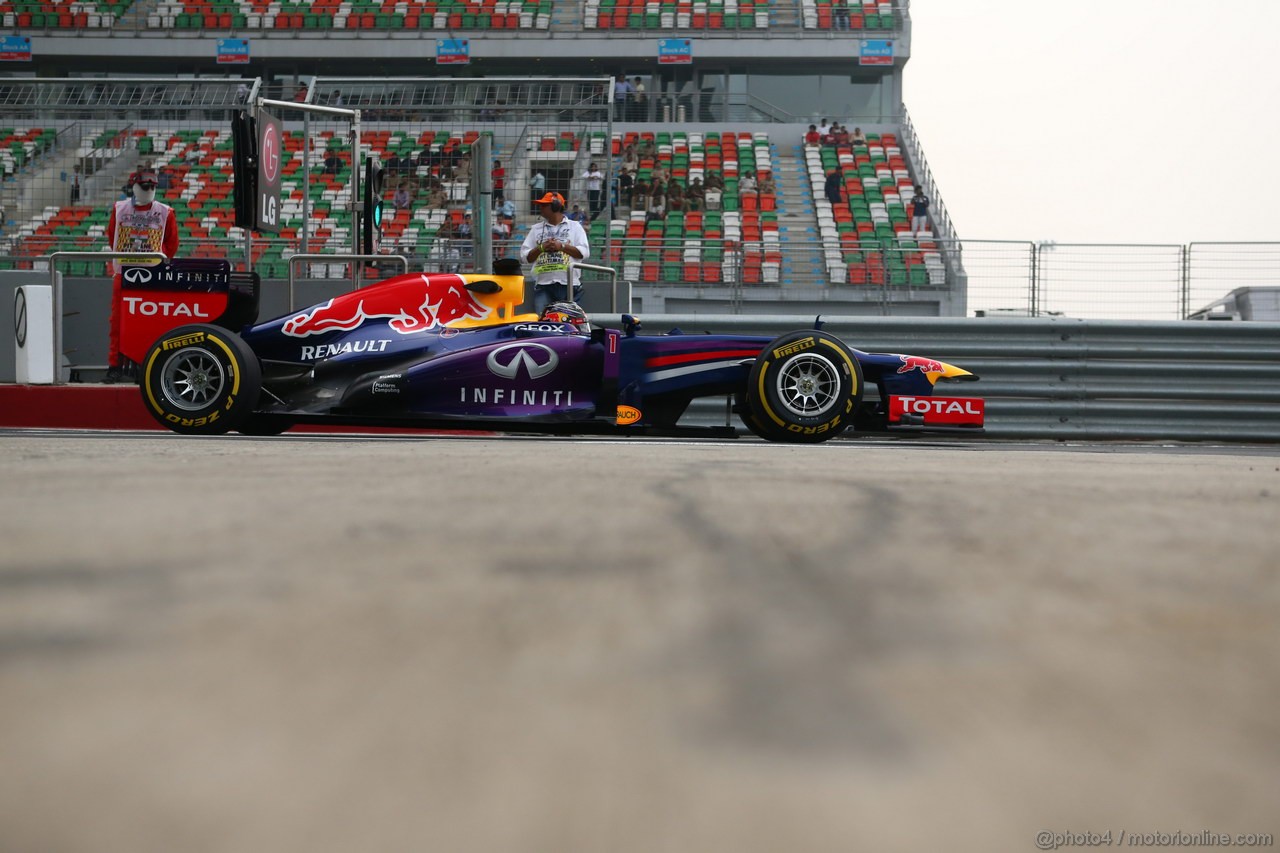 GP INDIA, 25.10.2013- Prove Libere 2: Sebastian Vettel (GER) Red Bull Racing RB9 