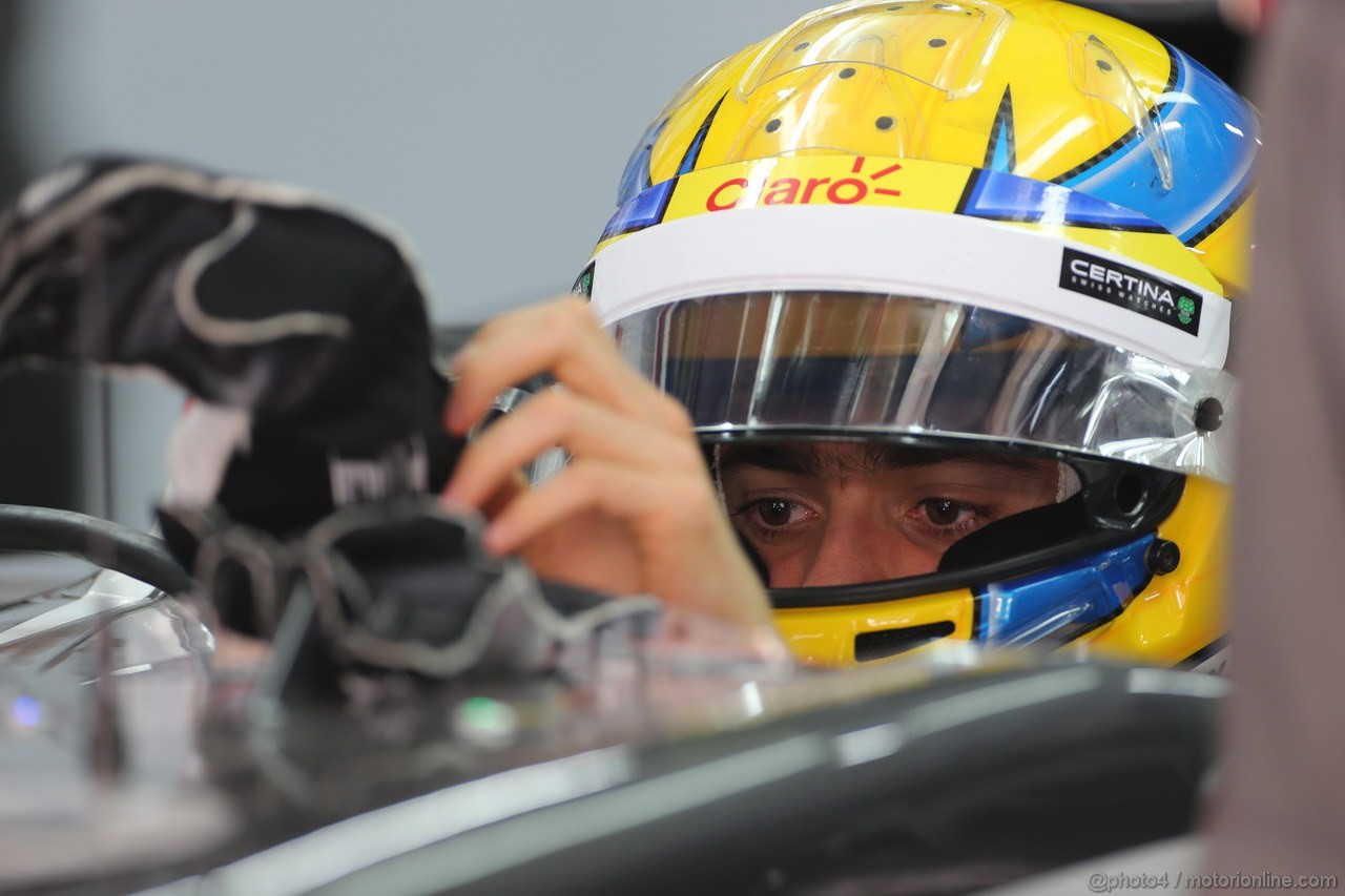 GP INDIA, 25.10.2013- Prove Libere 2: Esteban Gutierrez (MEX), Sauber F1 Team C32 