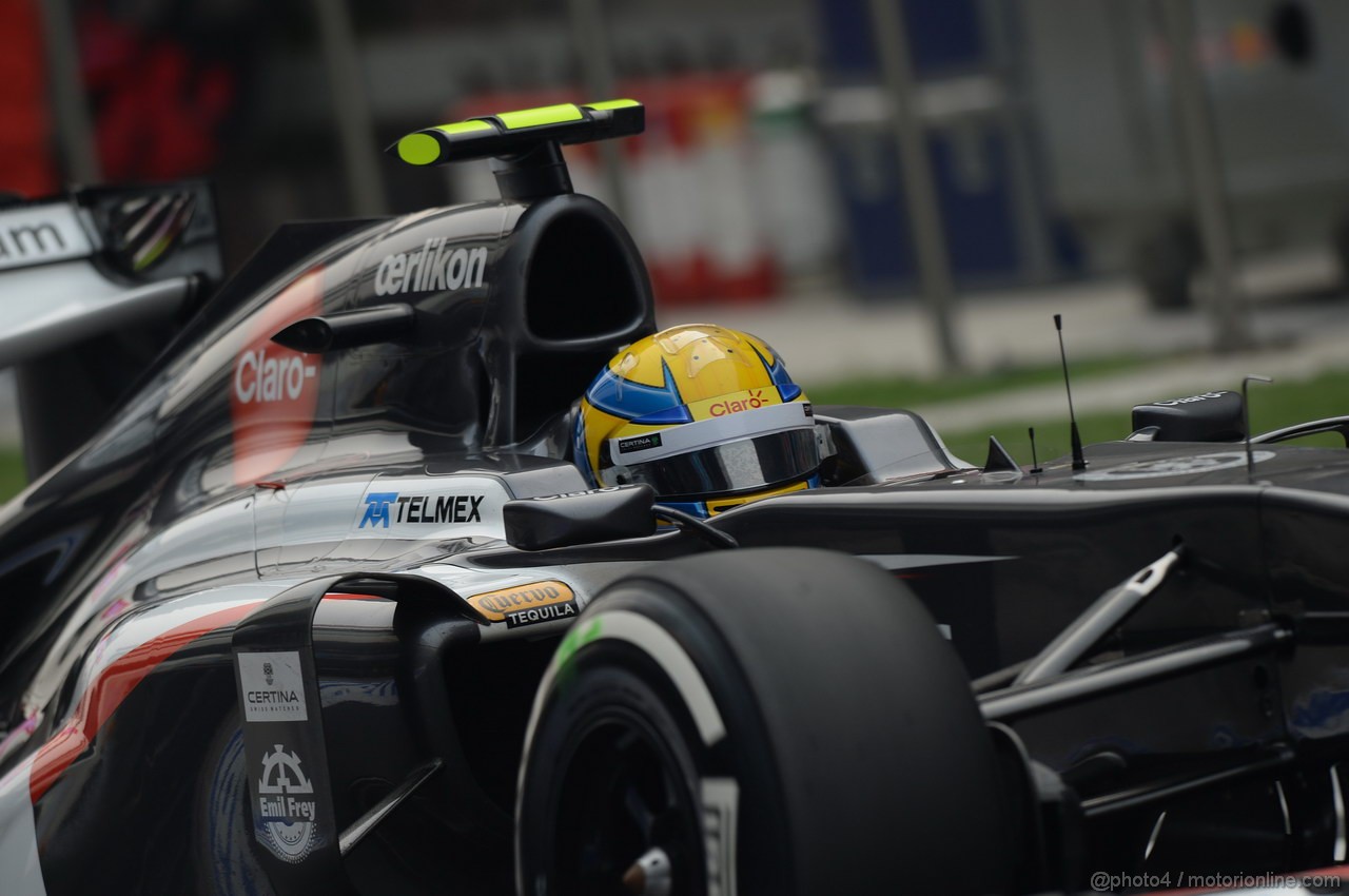 GP INDIA, 25.10.2013- Prove Libere 2: Esteban Gutierrez (MEX), Sauber F1 Team C32 