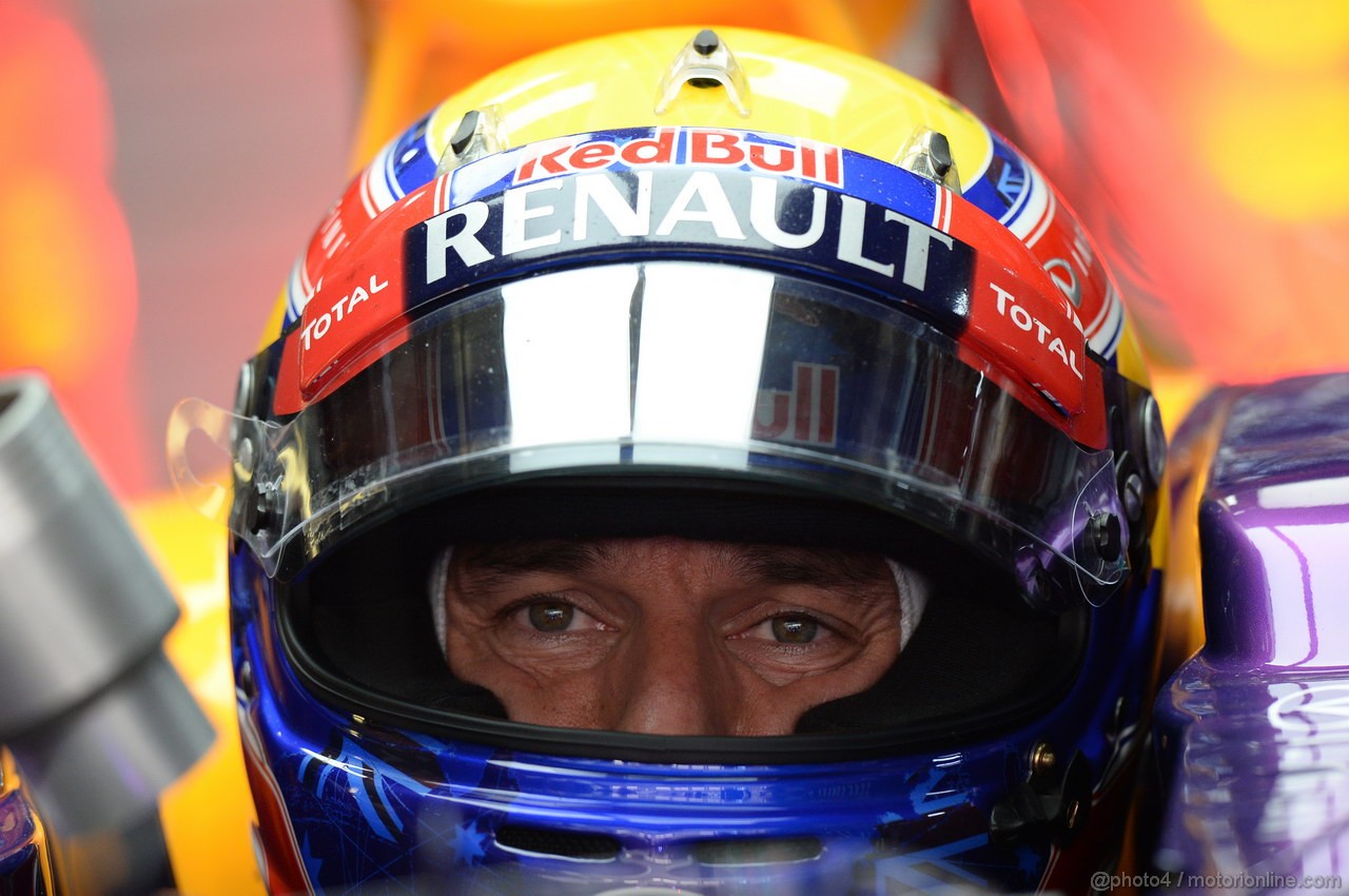 GP INDIA, 25.10.2013- Prove Libere 2: Mark Webber (AUS) Red Bull Racing RB9 