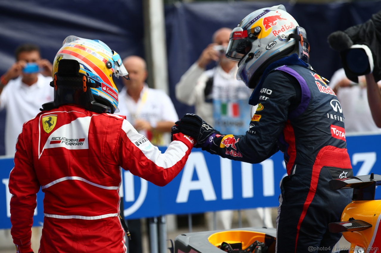 GP ITALIA, Fernando Alonso (ESP) Ferrari F138 e Sebastian Vettel (GER) Red Bull Racing RB9 