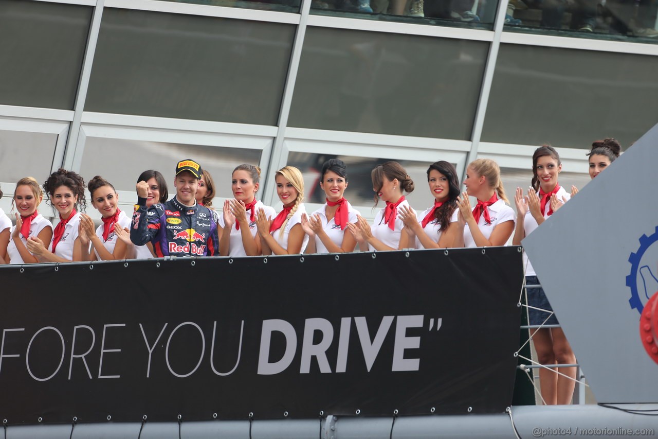 GP ITALIA, Podium: Sebastian Vettel (GER) Red Bull Racing RB9 (vincitore), Fernando Alonso (ESP) Ferrari F138 (secondo) e Mark Webber (AUS) Red Bull Racing RB9 (terzo)