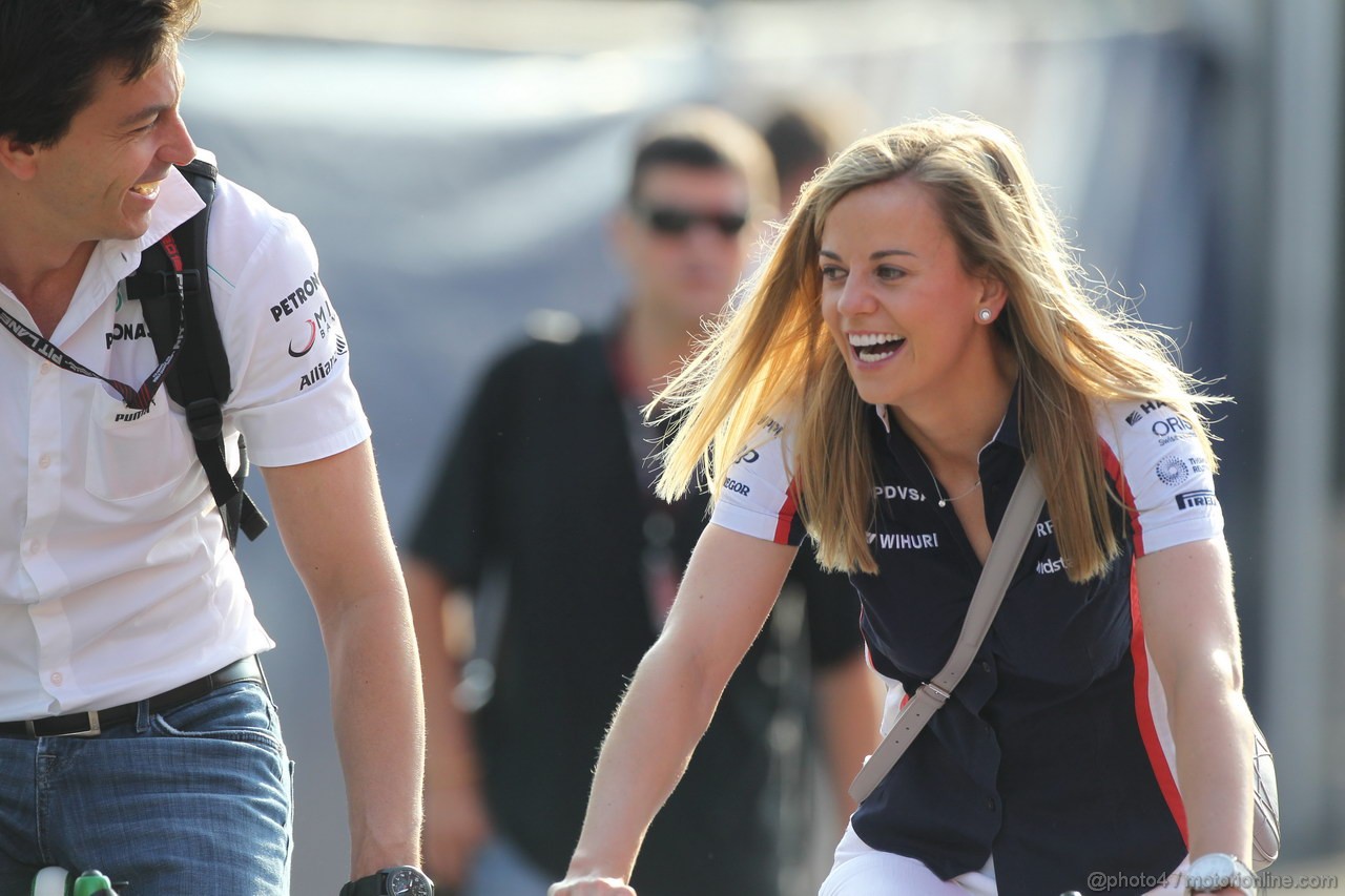 GP ITALIA, 07.09.2013- Susie Wolff (GBR) Williams e Toto Wolff (AUT) Sporting Director Mercedes-Benztw (GBR) 