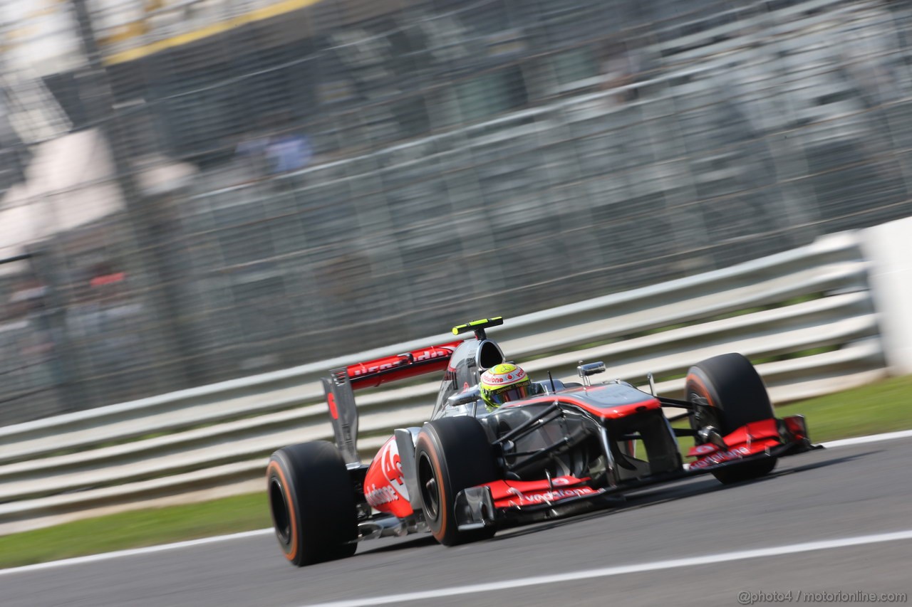 GP ITALIA, 06.09.2013- Prove Libere 1, Sergio Perez (MEX) McLaren MP4-28