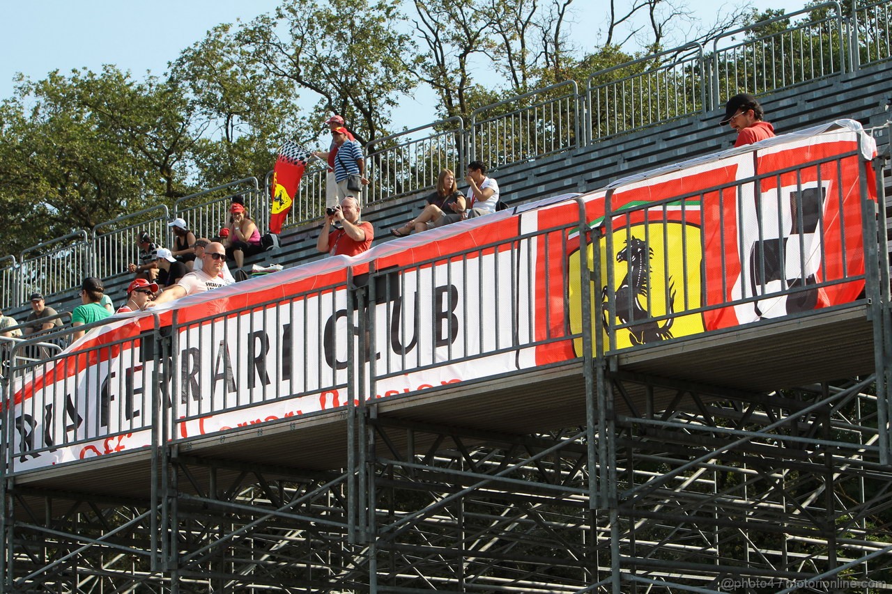 GP ITALIA, 06.09.2013- Prove Libere 1, Ferrari Fans