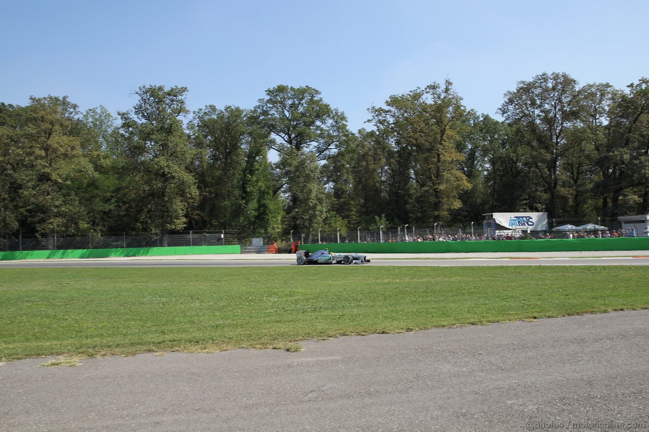 GP ITALIA, 06.09.2013- Free practice 2, Lewis Hamilton (GBR) Mercedes AMG F1 W04